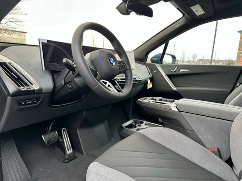 New 2026 BMW iX xDrive45 w/ M Sport Package AWD/4WD image 16