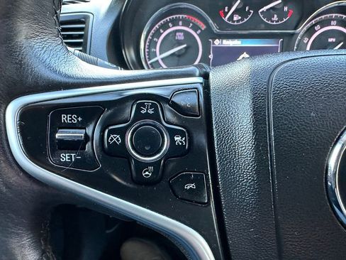 Used 2016 Buick Regal Premium w/ Driver Confidence Package #2 image 22
