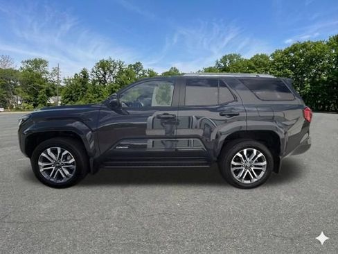 Used 2025 Toyota 4Runner Limited AWD/4WD image 5