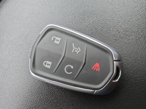 Used 2023 Cadillac XT6 Premium Luxury image 28