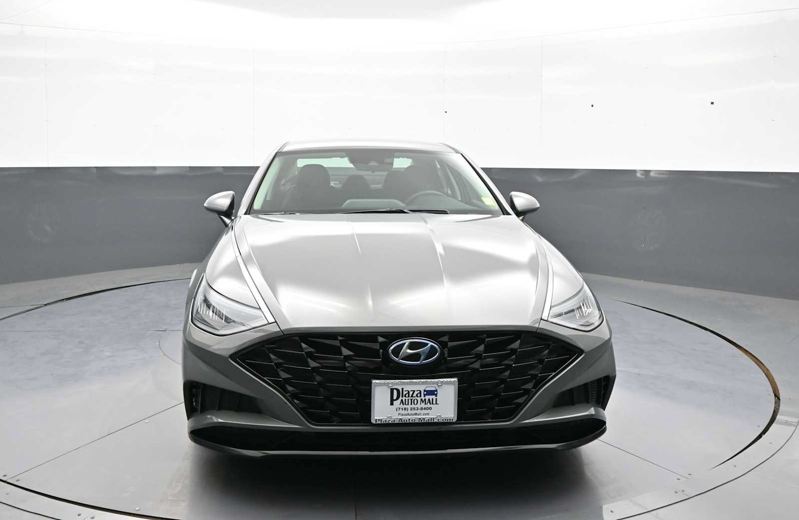 Used 2021 Hyundai Sonata SEL w/ Winter Weather Package FWD image 2