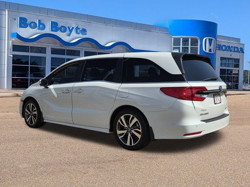 Certified 2022 Honda Odyssey Touring image 7