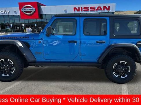Used 2025 Jeep Wrangler Unlimited Rubicon AWD/4WD image 6