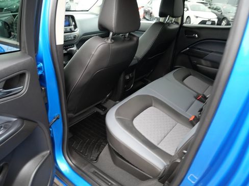 Used 2021 Chevrolet Colorado Z71 AWD/4WD image 18