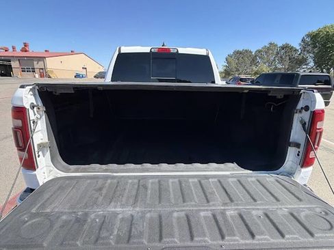 Used 2023 RAM 1500 Laramie AWD/4WD image 7