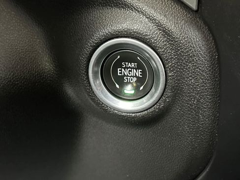 Used 2023 Chevrolet Silverado 2500 LT w/ Convenience Package image 23