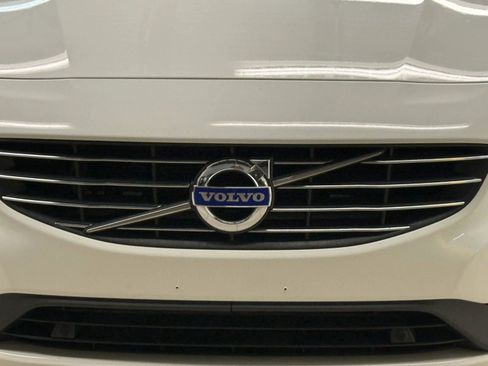 Used 2015 Volvo S60 T5 Premier image 5
