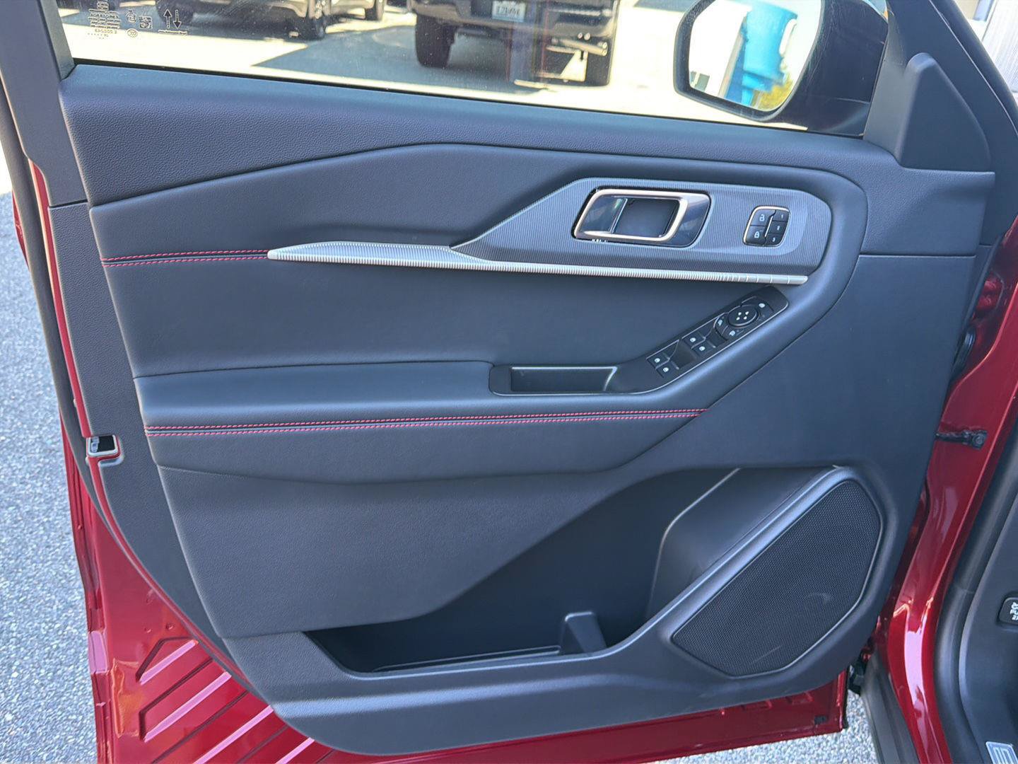 New 2027 Ford Explorer ST-Line w/ Premium Package RWD image 42
