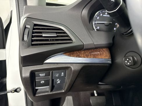 Certified 2020 Acura MDX SH-AWD image 16