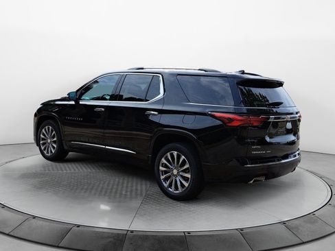 Used 2023 Chevrolet Traverse Premier AWD/4WD image 5