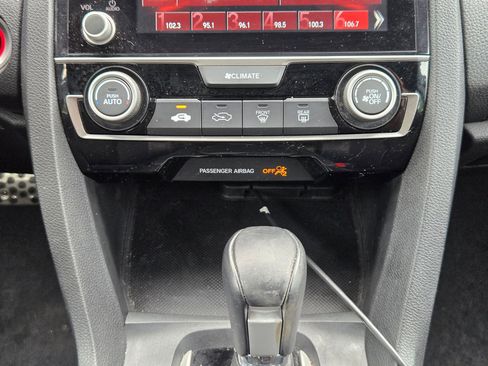 Used 2019 Honda Civic Sport image 18