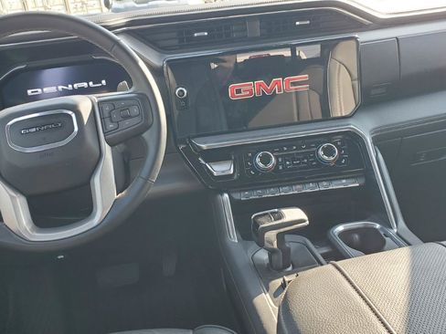 Used 2024 GMC Sierra 1500 Denali w/ Denali Reserve Package AWD/4WD image 7
