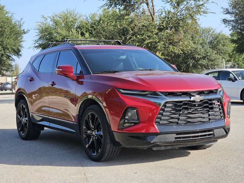 Used 2021 Chevrolet Blazer RS w/ Driver Confidence II Package FWD image 3