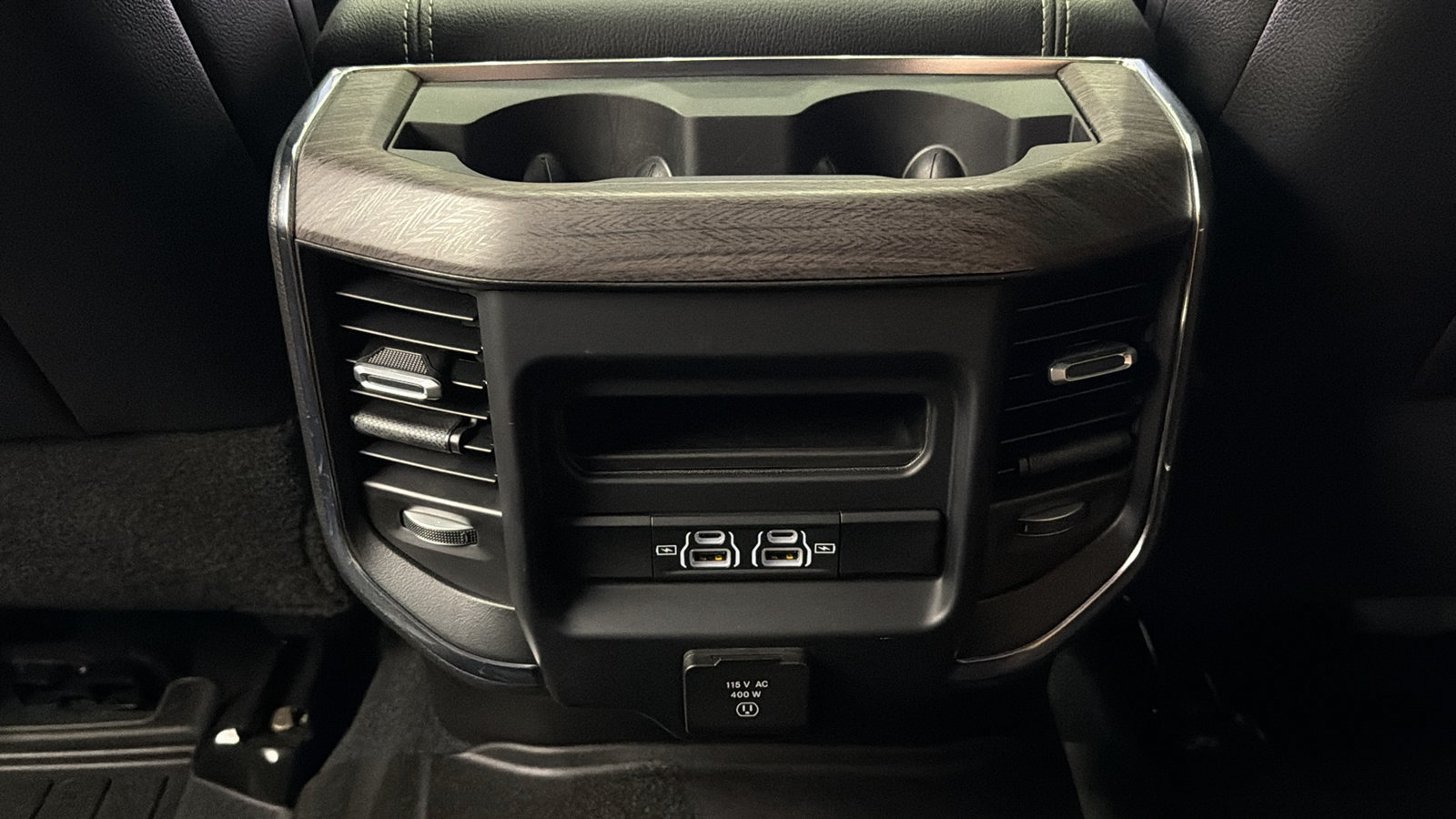 Used 2025 RAM 2500 Laramie w/ Night Edition AWD/4WD image 40