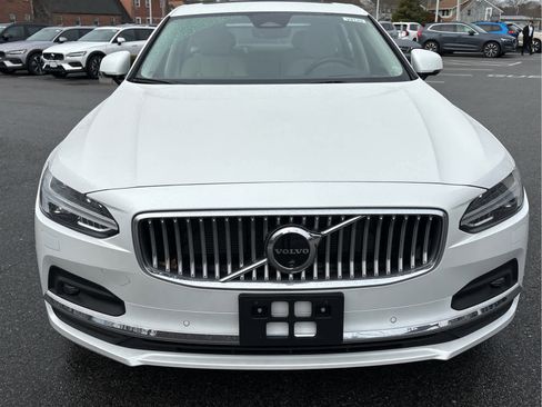 Used 2025 Volvo S90 B6 Ultra w/ Protection Package Premier image 10