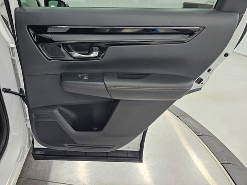 Used 2025 Honda CR-V Sport Touring image 25