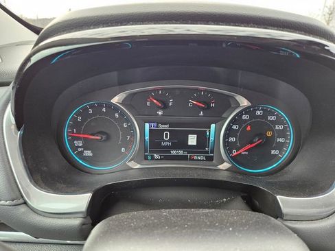 Used 2019 Chevrolet Traverse LT w/ LT Premium Package image 18