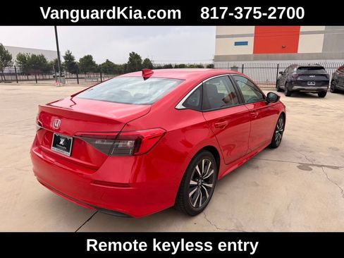Used 2022 Honda Civic EX image 4
