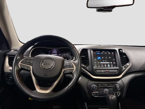 Used 2015 Jeep Cherokee Limited AWD/4WD image 23