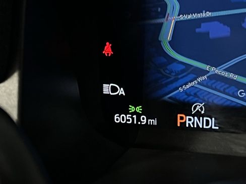 Used 2025 Ford Explorer Active image 15