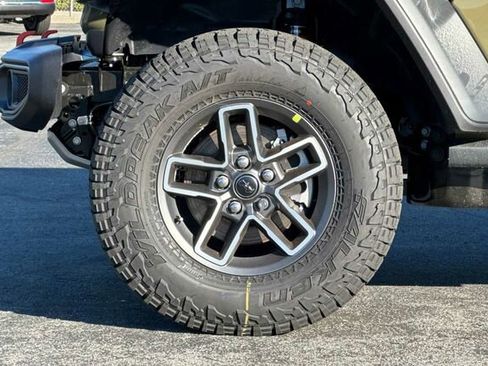 New 2026 Jeep Gladiator Mojave image 23