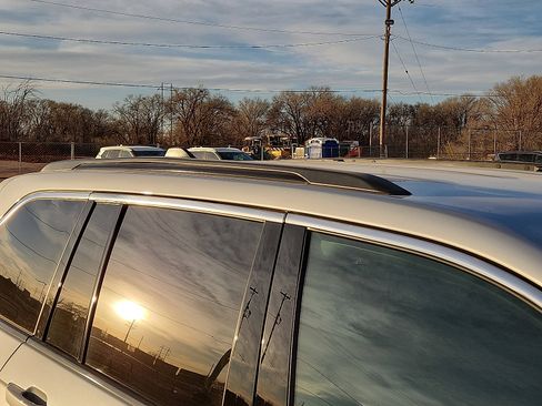 Used 2025 Jeep Grand Cherokee Laredo image 5