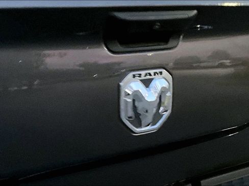 Used 2021 RAM 2500 Tradesman w/ Chrome Appearance Group image 13