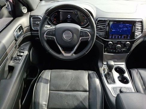 Used 2019 Jeep Grand Cherokee Overland image 11