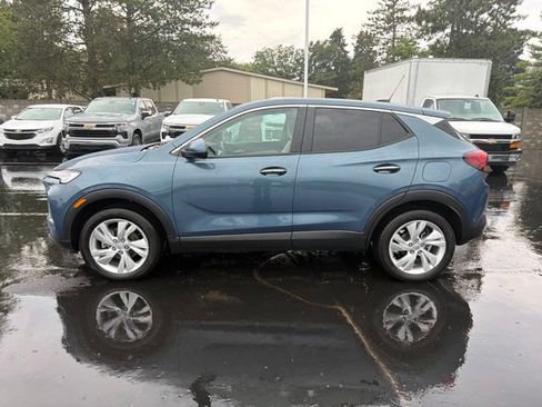 Used 2025 Buick Encore GX Preferred w/ Comfort Package AWD/4WD image 1