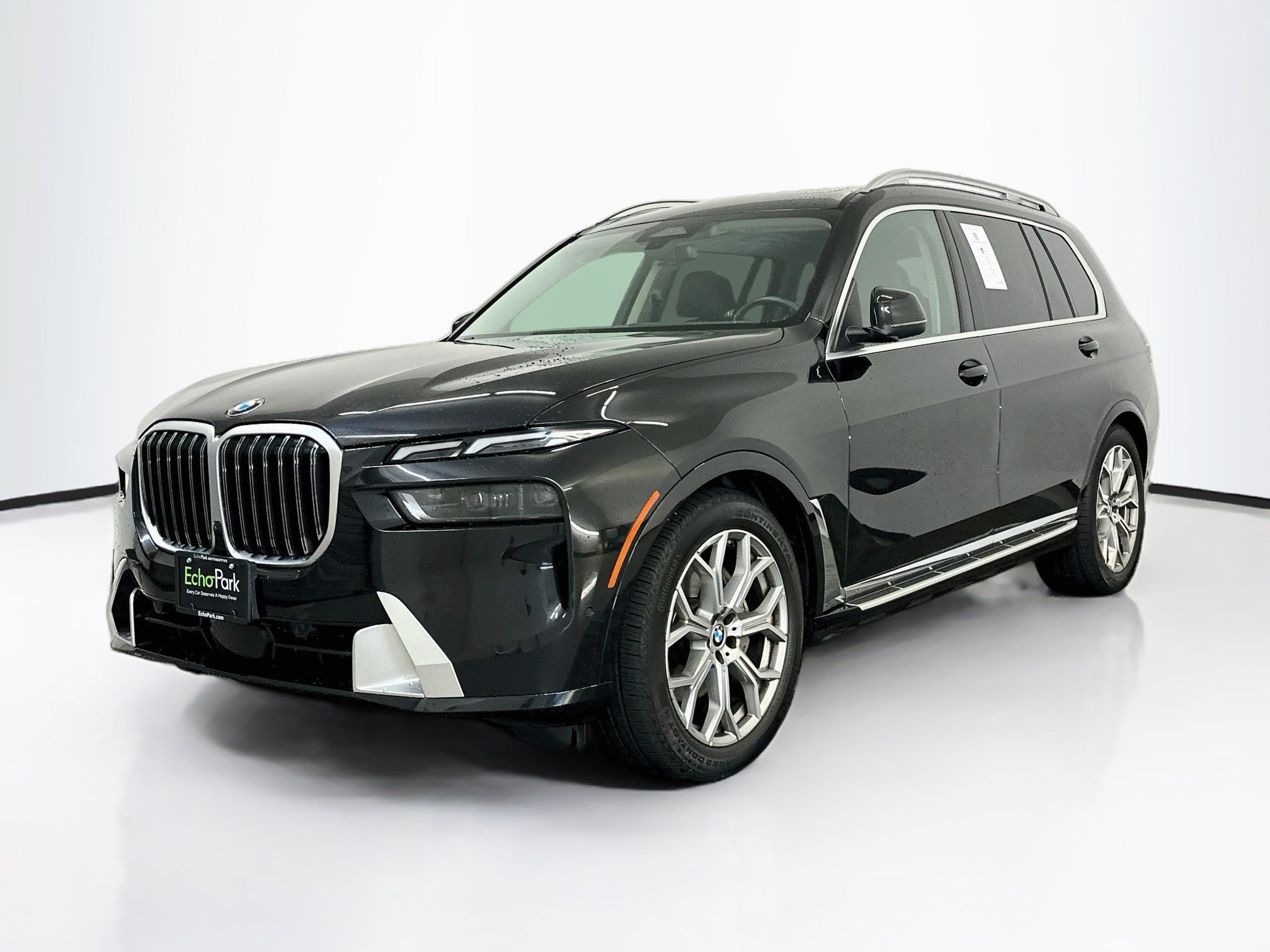 Used 2025 BMW X7 xDrive40i AWD/4WD image 3