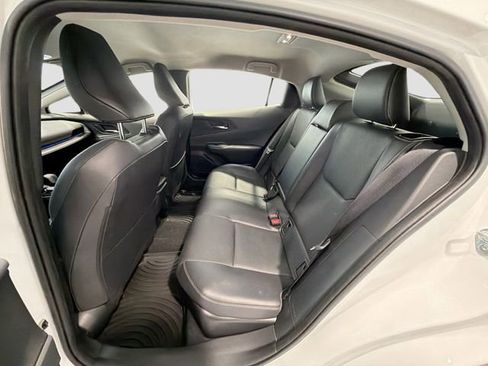 Used 2024 Toyota Prius XLE AWD/4WD image 21