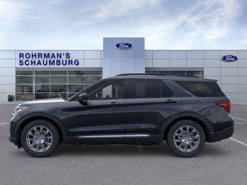 New 2025 Ford Explorer Active w/ Active Comfort Package image 3