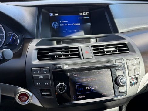 Used 2015 Honda Crosstour EX-L image 25