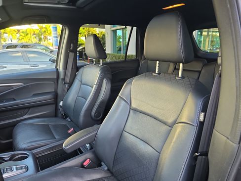 Certified 2020 Honda Passport EX-L image 17