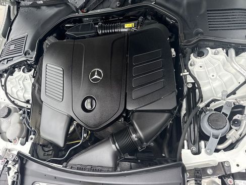 Used 2025 Mercedes-Benz C 300 Sedan image 36