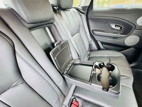 Used 2019 Land Rover Range Rover Evoque SE Premium AWD/4WD image 16