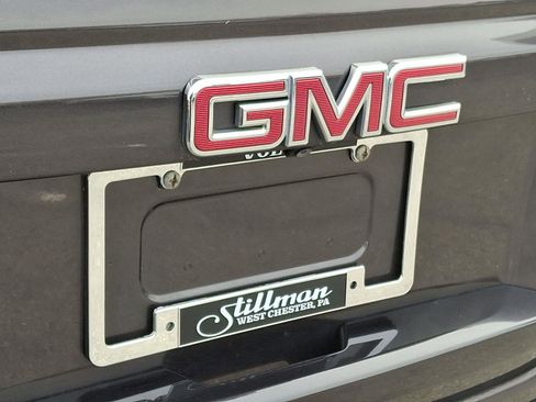 Used 2017 GMC Yukon SLT image 33