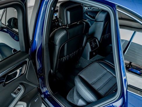 New 2026 Porsche Macan Turbo AWD/4WD image 21