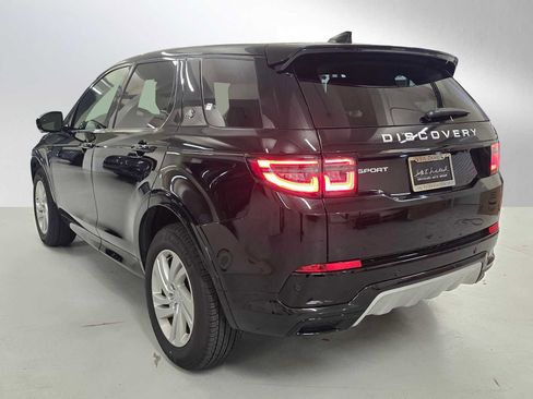 Used 2025 Land Rover Discovery Sport S image 3