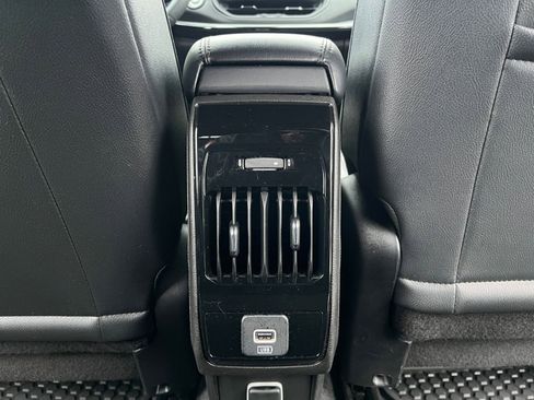 Used 2025 Jeep Compass Trailhawk image 24