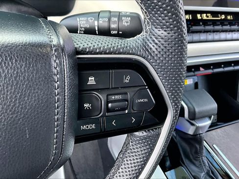 Used 2024 Toyota Sequoia Capstone image 22