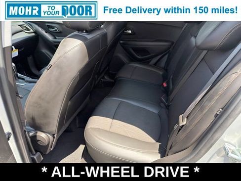 Used 2022 Chevrolet Trax LT w/ Driver Confidence Package AWD/4WD image 36