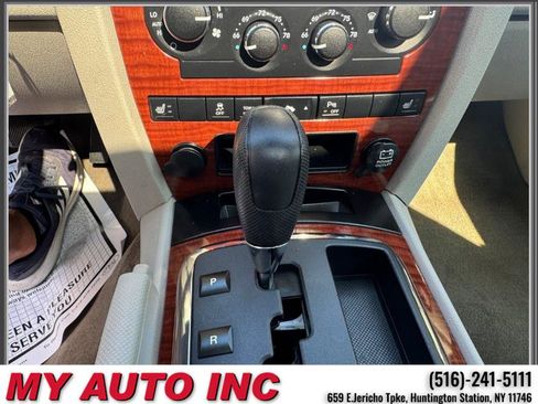 Used 2005 Jeep Grand Cherokee Limited image 18
