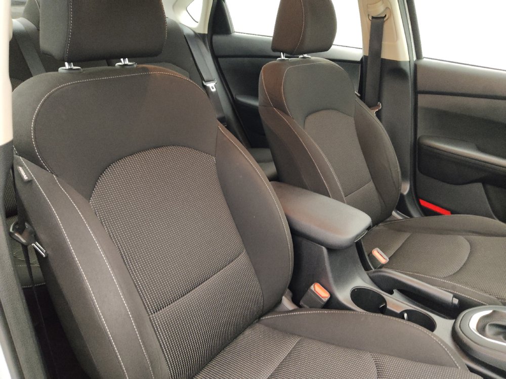 Used 2019 Kia Forte LXS FWD image 21