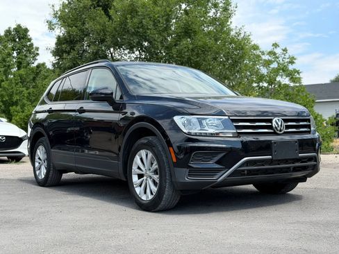 Used 2019 Volkswagen Tiguan S w/ Driver Assistance Package FWD image 1