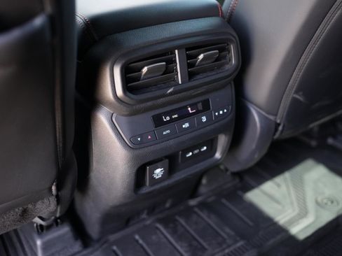 Certified 2025 Honda Pilot TrailSport image 19