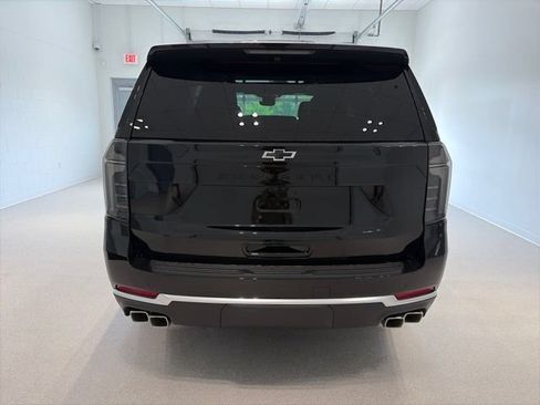 New 2026 Chevrolet Suburban High Country AWD/4WD image 5