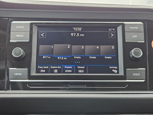 Used 2024 Volkswagen Jetta S FWD image 22