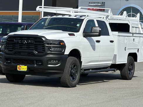 New 2026 RAM 3500 Tradesman AWD/4WD image 9