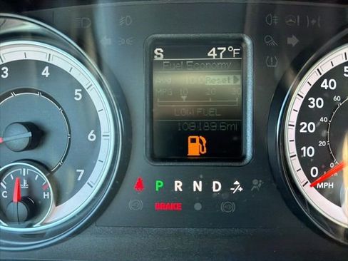 Used 2020 RAM 1500 Classic Tradesman AWD/4WD image 39